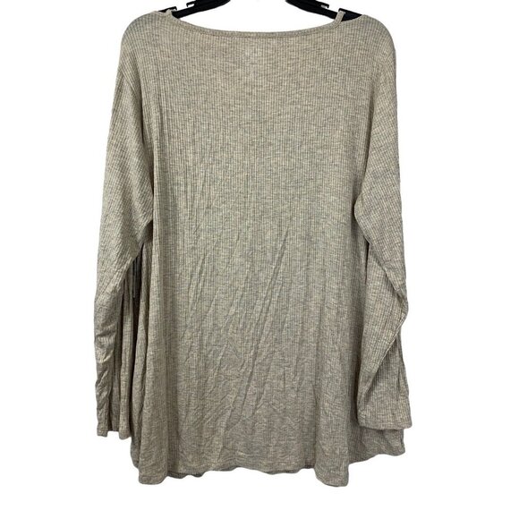 Westport Women's Tan Lightweight Long Sleeve Top - Picture 2 of 6